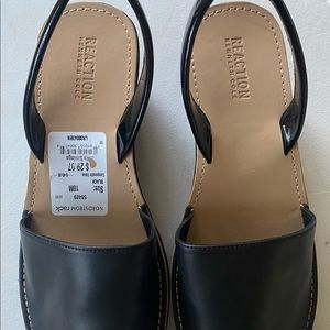 Very cute shoes that have never been worn